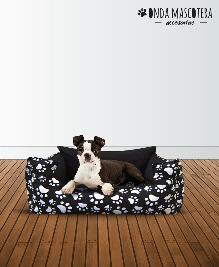 Cama sillon reversible patitas huellitas paws negro con almohadon para perros y gatos Onda Mascotera 