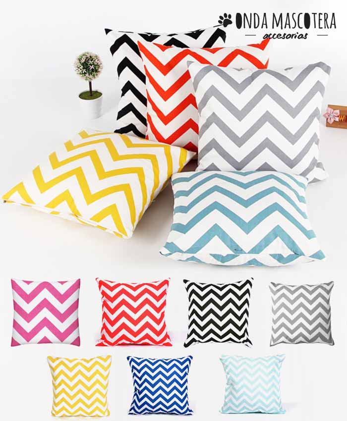 Almohadones y fundas con vellon decorativos zig zag de colores