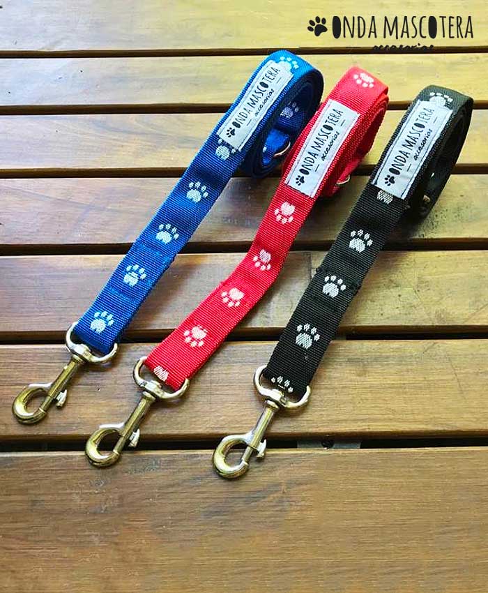 correas para pasear perros resistente de patitas Onda Mascotera